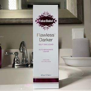 FakeBake Flawless Darker w/ Mitt & Gloves 6oz NWT